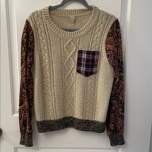 Gimmicks by BKE Cream Sweater with Paisley Sleeves/plaid pocket